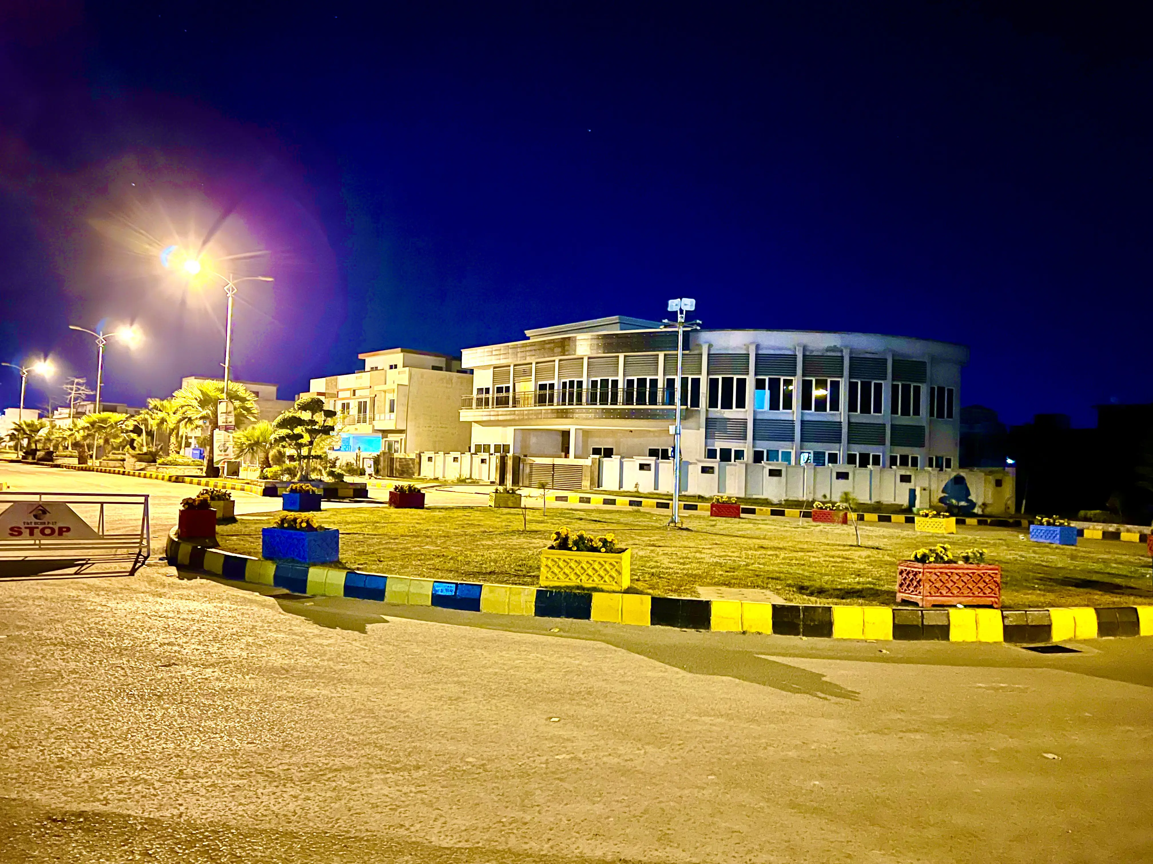 Daily Scenes from F-17 Islamabad – Life in the Sector (2) 
